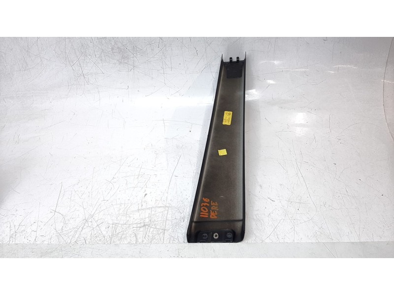 Recambio de moldura para porsche cayenne (typ 9pa) turbo s referencia OEM IAM 7L5853318  