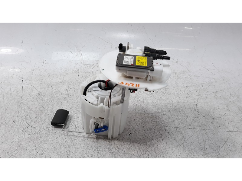 Recambio de bomba combustible para kia ceed 1.0 tgdi cat referencia OEM IAM 31110J7100  