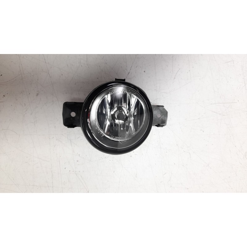 Recambio de faro antiniebla trasero izquierdo para renault clio ii fase ii (b/cb0) pack authentique referencia OEM IAM 820000247