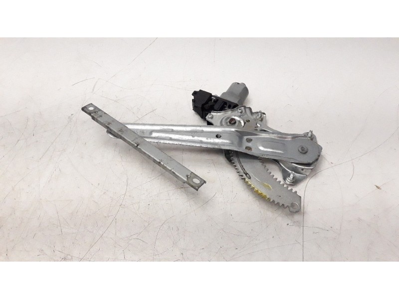 Recambio de elevalunas trasero derecho para nissan juke (f15) 1.2 16v cat referencia OEM IAM 827201U600  