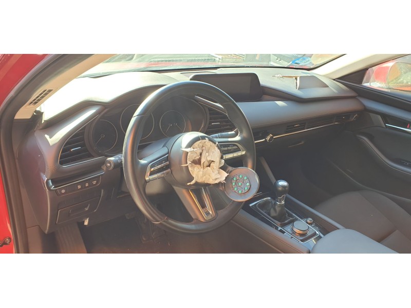 mazda 3 sedán (bp) del año 2021