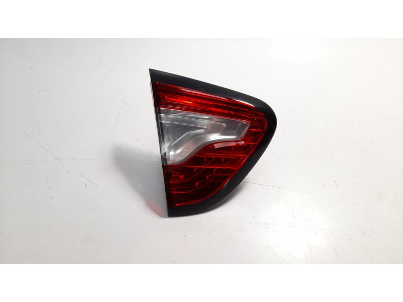 Recambio de piloto trasero izquierdo interior para renault captur 1.5 dci diesel fap energy referencia OEM IAM 265557893R  