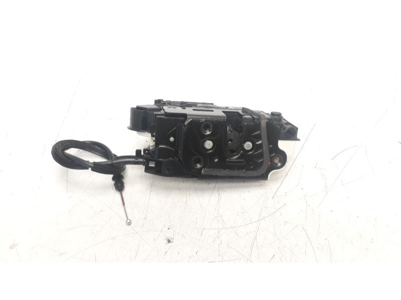 Recambio de cerradura puerta trasera derecha para volkswagen cc (358) 2.0 tdi referencia OEM IAM 5N0839016J CRDVW1110 