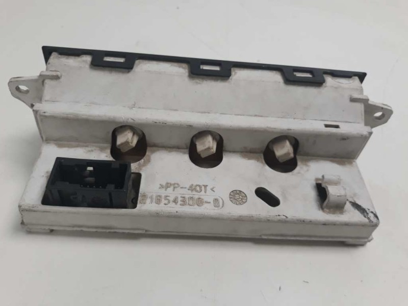 Recambio de pantalla multifuncion para citroen xsara berlina 1.9d vivace referencia OEM IAM 9647409677  