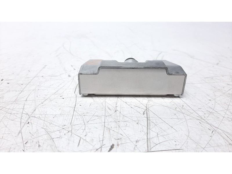 Recambio de modulo electronico para hyundai tucson 1.6 crdi cat referencia OEM IAM 95895D3800  