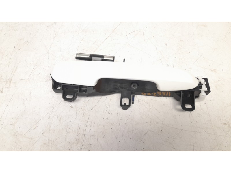 Recambio de maneta exterior delantera derecha para toyota rav4 referencia OEM IAM 6921142080A0  
