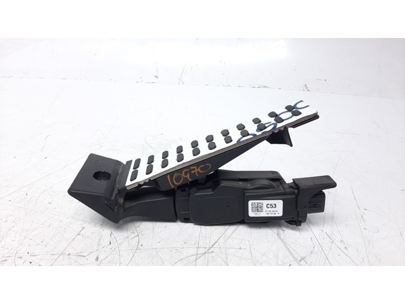 Recambio de potenciometro pedal para hyundai tucson 1.6 crdi cat referencia OEM IAM 32414400  