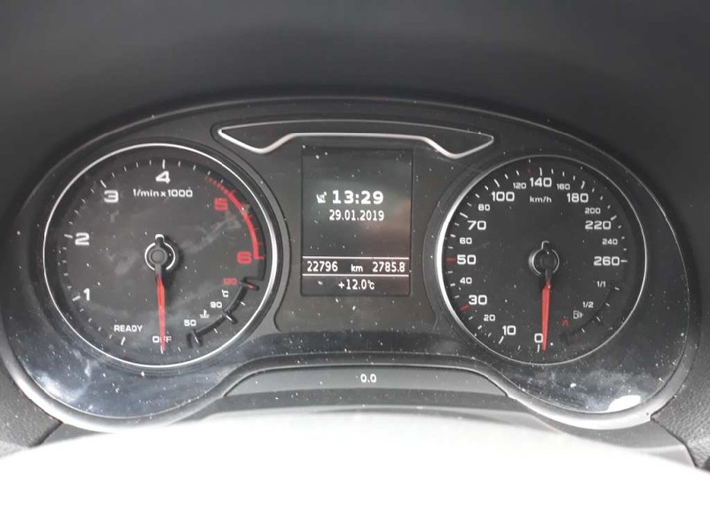 audi a3 sportback (8va) del año 2015