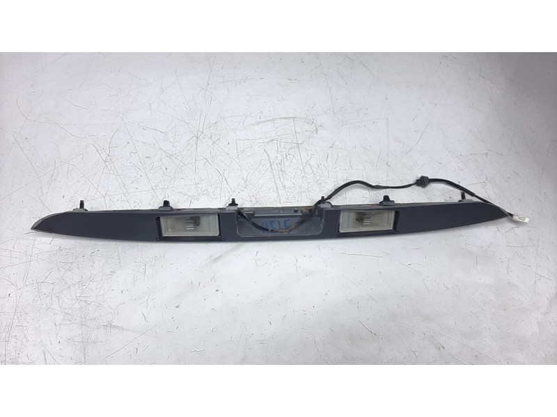 Recambio de molduras traseras para ssangyong korando 2.2 td cat referencia OEM IAM 7963034004  