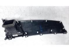 Recambio de rejilla aireadora para ssangyong korando 2.2 td cat referencia OEM IAM 6964M34400   2