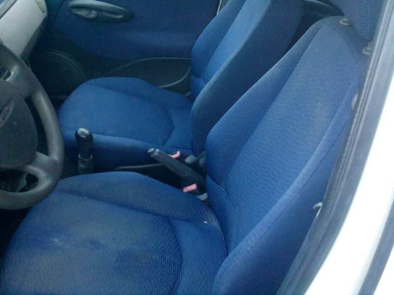 fiat punto berlina (188) del año 2001