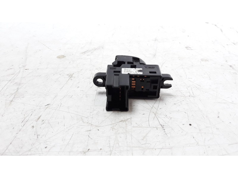Recambio de mando elevalunas trasero izquierdo para nissan juke (f15) 1.2 16v cat referencia OEM IAM 254111KL5A  
