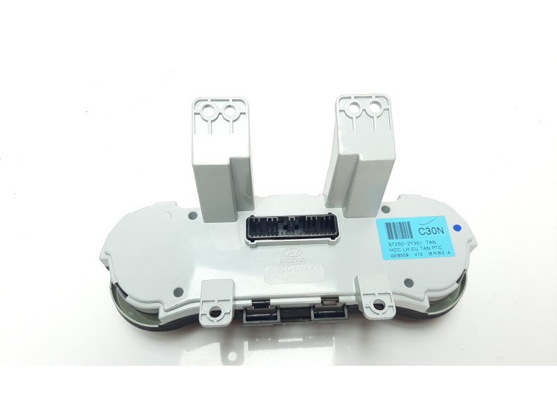 Recambio de mando climatizador para hyundai ix35 1.7 crdi cat referencia OEM IAM 972502Y301  