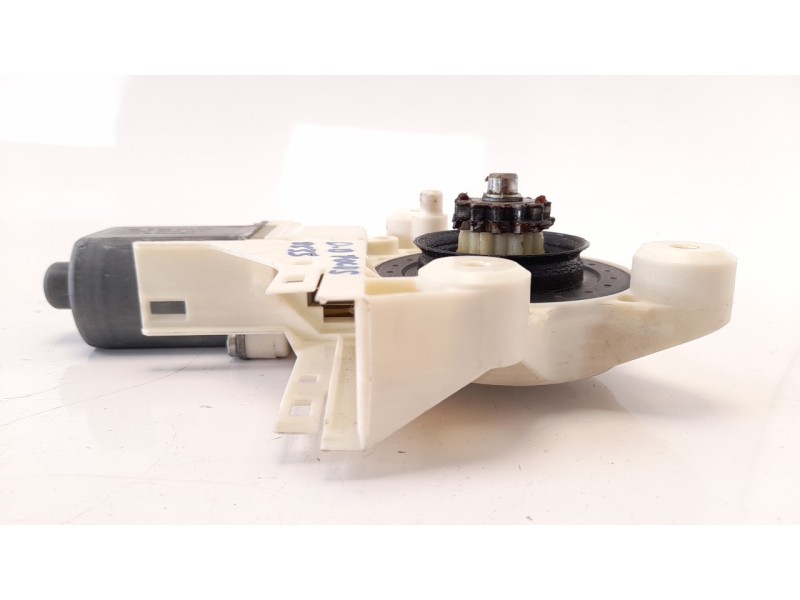 Recambio de motor elevalunas delantero derecho para ford focus lim. (cb4) trend referencia OEM IAM 4M5T14553 995209101 013082221