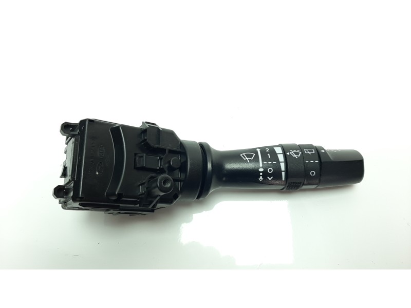 Recambio de mando limpia para hyundai ix35 1.7 crdi cat referencia OEM IAM 934202K560  