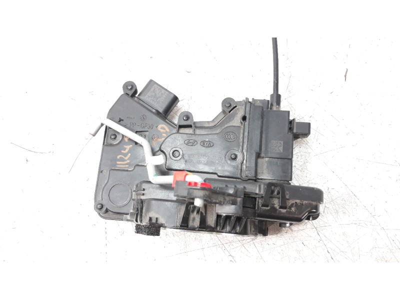 Recambio de cerradura puerta trasera derecha para kia ceed 1.0 tgdi cat referencia OEM IAM 81420J7000  
