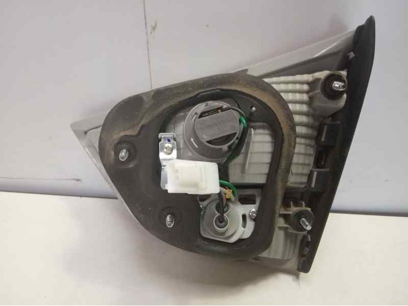 Recambio de piloto trasero izquierdo interior para hyundai ix35 1.7 crdi cat referencia OEM IAM 924052Y0  