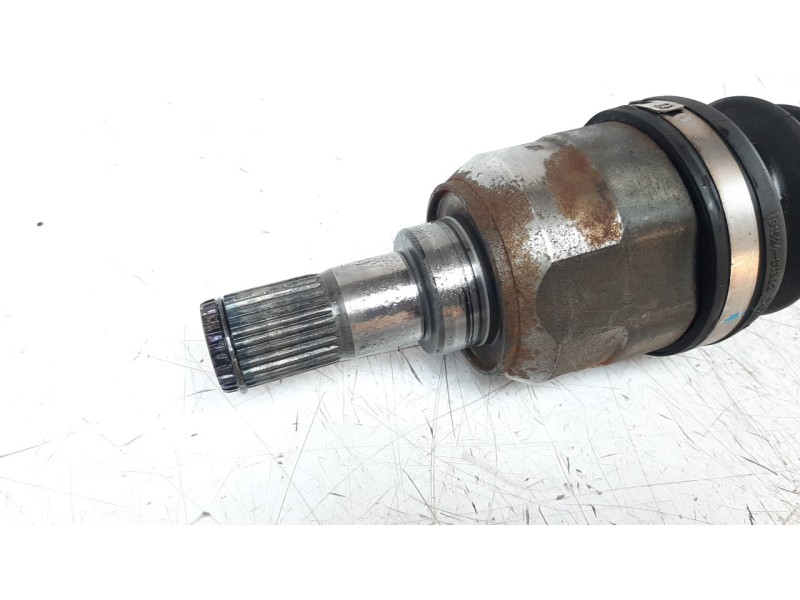 Recambio de transmision delantera izquierda para hyundai kona referencia OEM IAM 49500J9150  