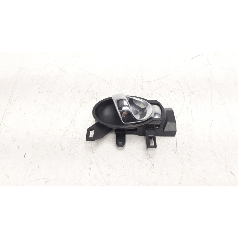 Recambio de maneta interior trasera derecha para nissan juke (f15) 1.2 16v cat referencia OEM IAM 80670BA61A  