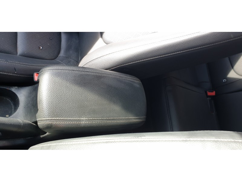 Recambio de apoyabrazos central para kia stonic (ybcuv) 1.0 tgdi cat referencia OEM IAM 84660H8000WK  