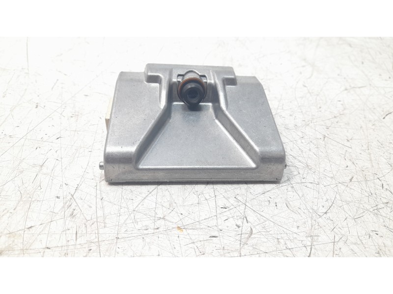 Recambio de camara vision frontal para hyundai ioniq referencia OEM IAM 95740G2200  