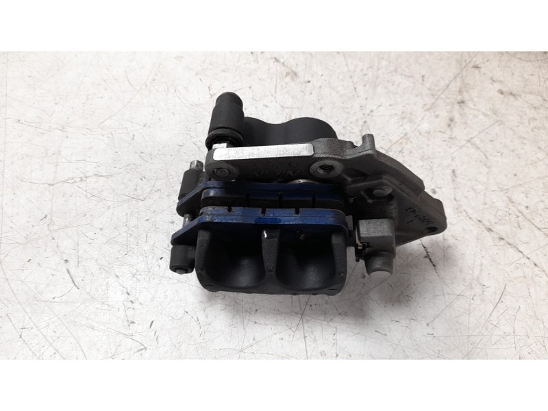 Recambio de pinza de freno delantera derecha para honda cb 500x cb 500x referencia OEM IAM 45250MKPDQ1  
