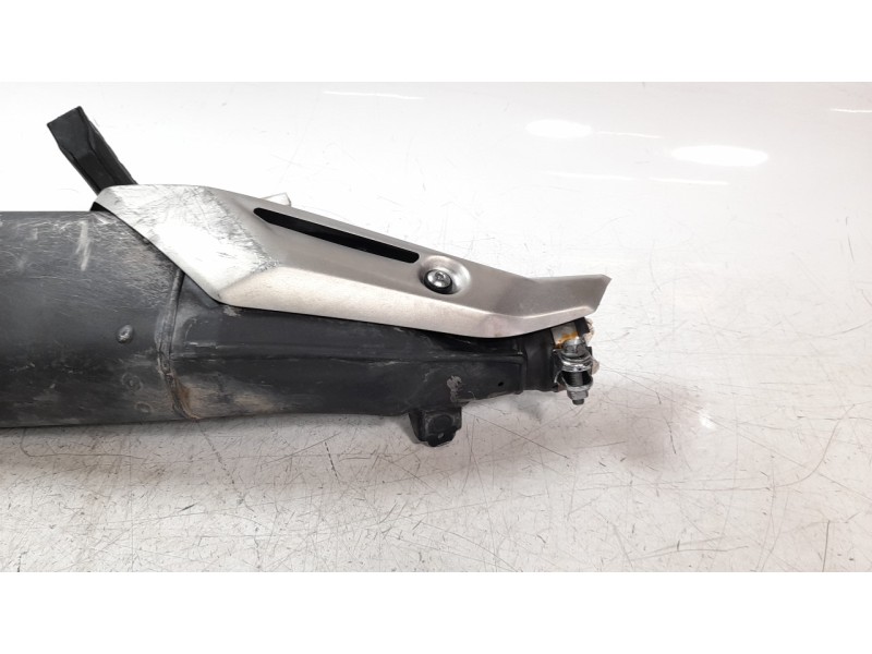 Recambio de silenciador trasero para honda cb 500x cb 500x referencia OEM IAM 18310MKPDQ0  