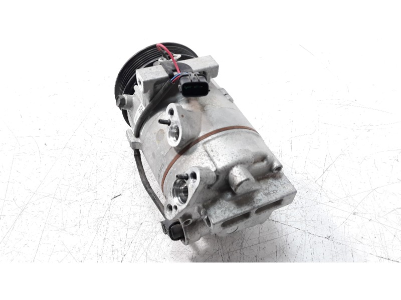 Recambio de compresor aire acondicionado para kia ceed 1.0 tgdi cat referencia OEM IAM 97701G4600  