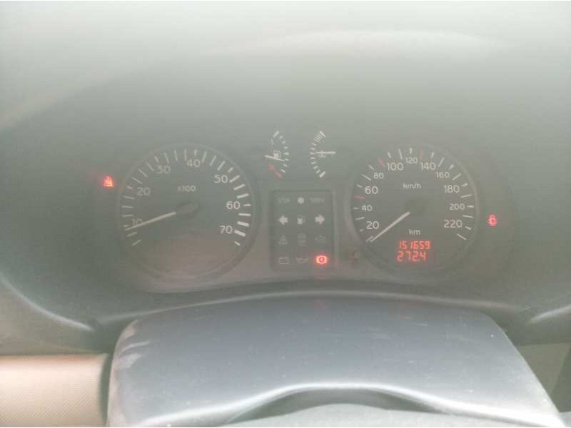 renault clio ii fase ii (b/cb0) del año 2001