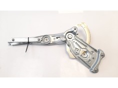 ELEVALUNAS TRASERO DERECHO 827208148R 106199118 115648