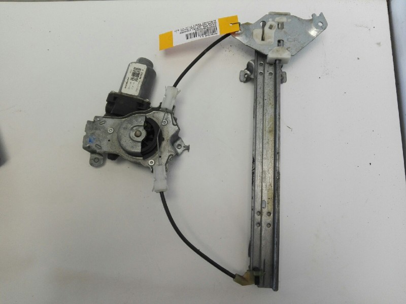 Recambio de elevalunas trasero izquierdo para nissan qashqai (j10) acenta referencia OEM IAM 82701JD400 111727 