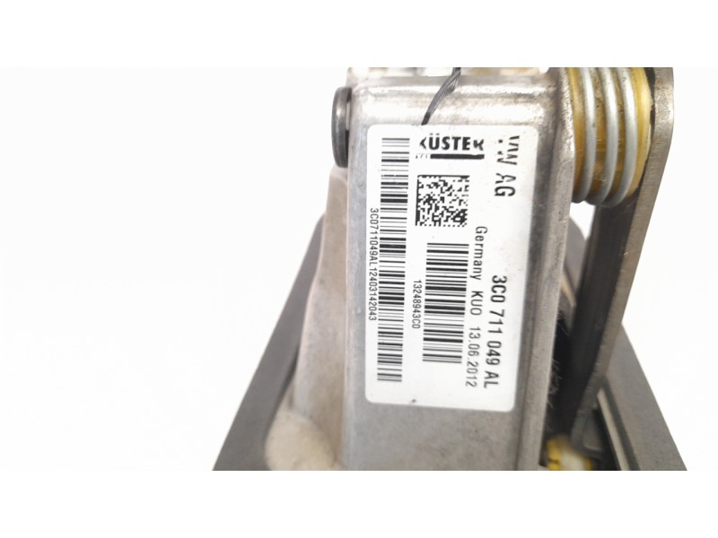 Recambio de palanca cambio para volkswagen cc (358) 2.0 tdi referencia OEM IAM 3C0711049AL  