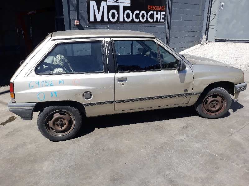 opel corsa a del año 1989