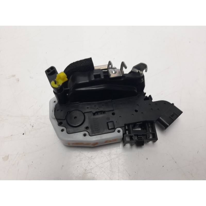 Recambio de cerradura puerta delantera izquierda para nissan x-trail (t32) 1.6 dci turbodiesel cat referencia OEM IAM 805014CC0A