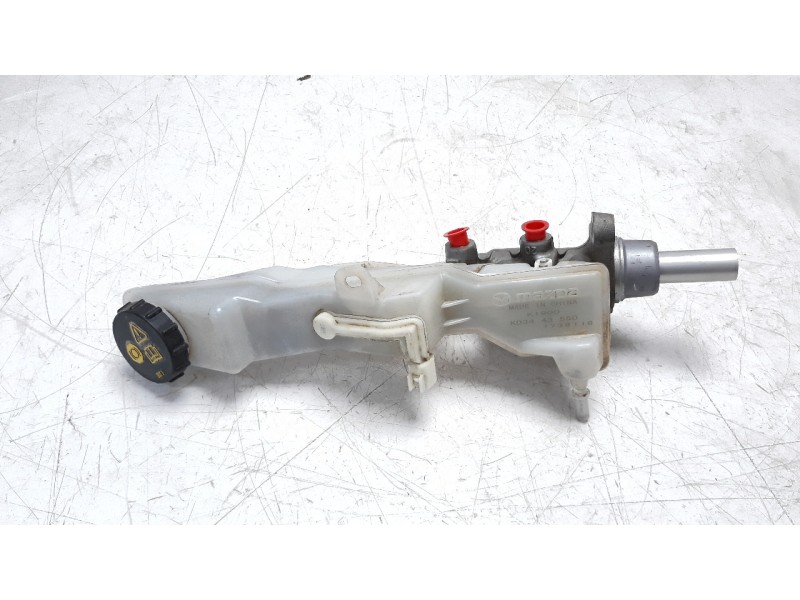 Recambio de bomba freno para mazda cx-5 2.2 turbodiesel cat referencia OEM IAM KD3443550  