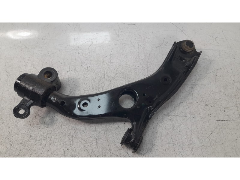 Recambio de brazo suspension inferior delantero derecho para mazda cx-5 2.2 turbodiesel cat referencia OEM IAM D24H34300C  