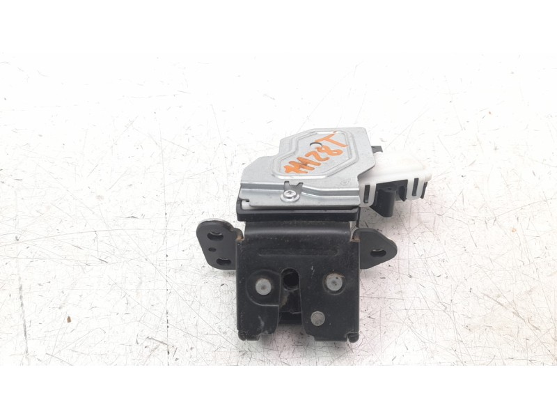 Recambio de cerradura maletero / porton para mazda cx-5 2.2 turbodiesel cat referencia OEM IAM A8630  