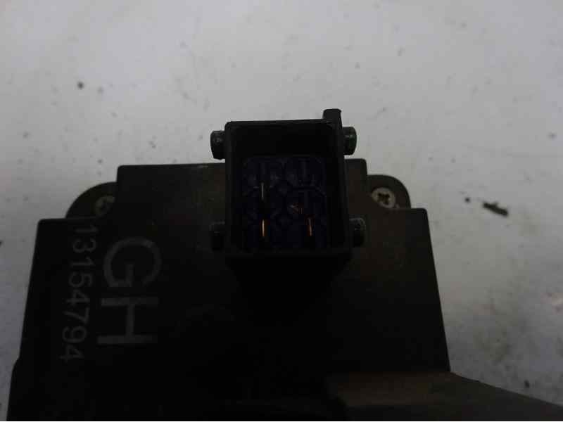 Recambio de cerradura puerta trasera derecha para opel corsa c enjoy referencia OEM IAM 13154794  