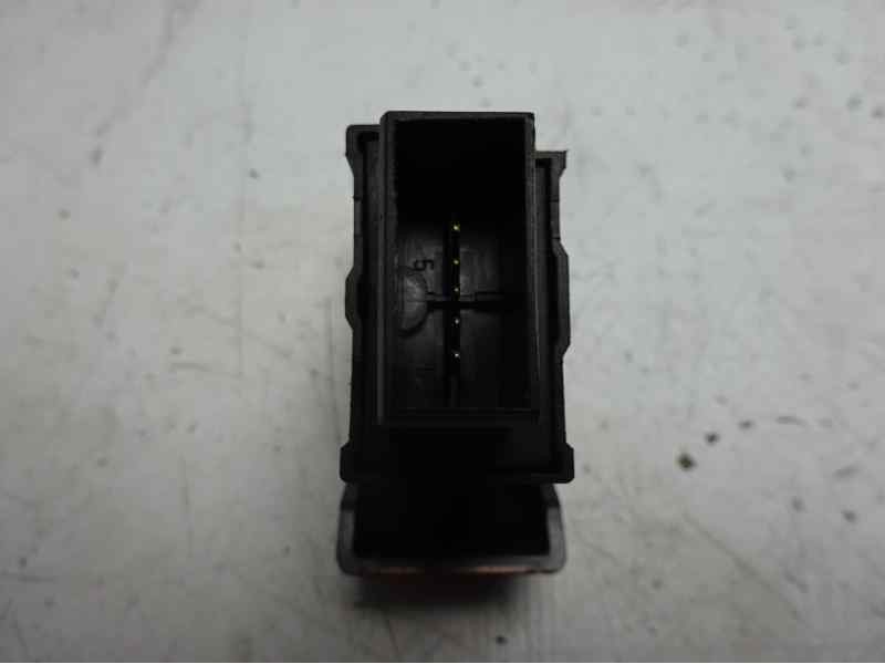 Recambio de warning para opel corsa c enjoy referencia OEM IAM 13539900  