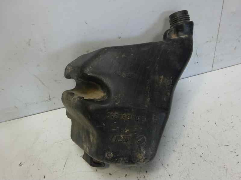 Recambio de deposito limpia para peugeot 106 (s1) kid referencia OEM IAM 9614650880  