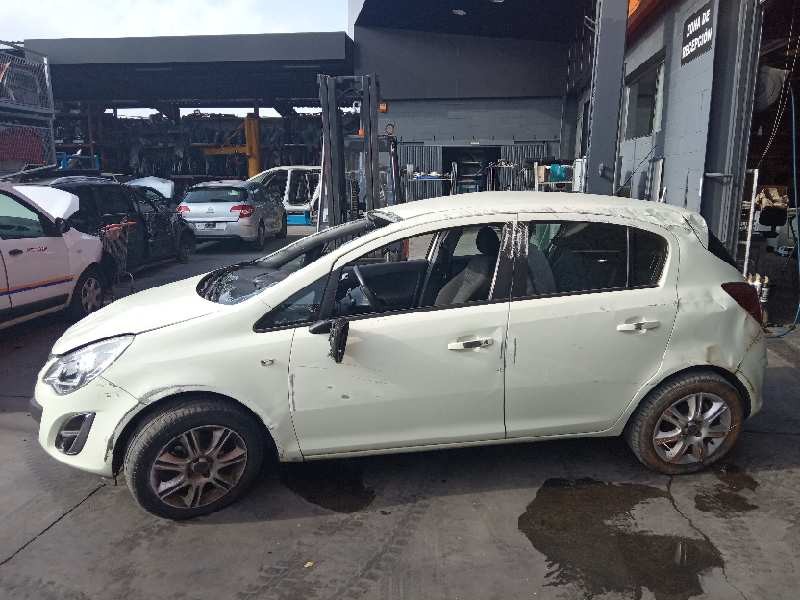 opel corsa d del año 2012