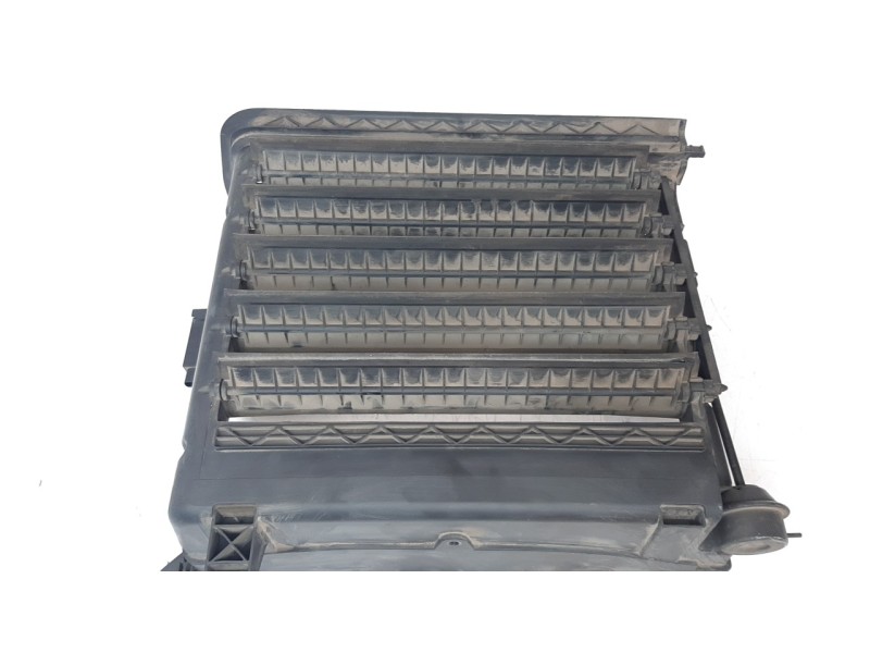 Recambio de calandra delantera de radiador para bmw serie 3 berlina (e46) referencia OEM IAM 157048048  