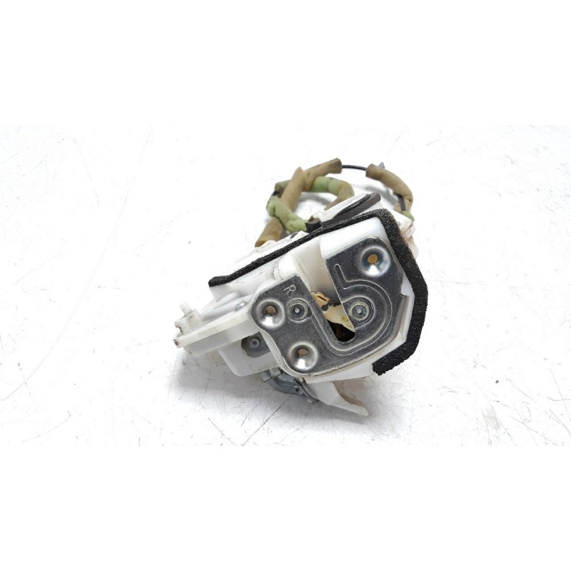 Recambio de cerradura puerta trasera derecha para mazda cx-5 2.2 turbodiesel cat referencia OEM IAM K12372310  