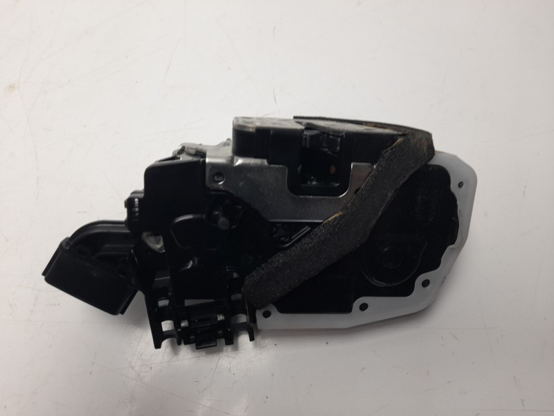 Recambio de cerradura puerta trasera izquierda para nissan x-trail (t32) 1.6 dci turbodiesel cat referencia OEM IAM 825014CA0A  