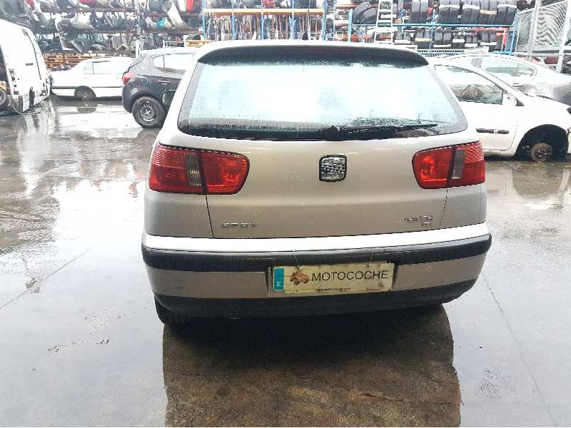 seat ibiza (6k1) del año 2000