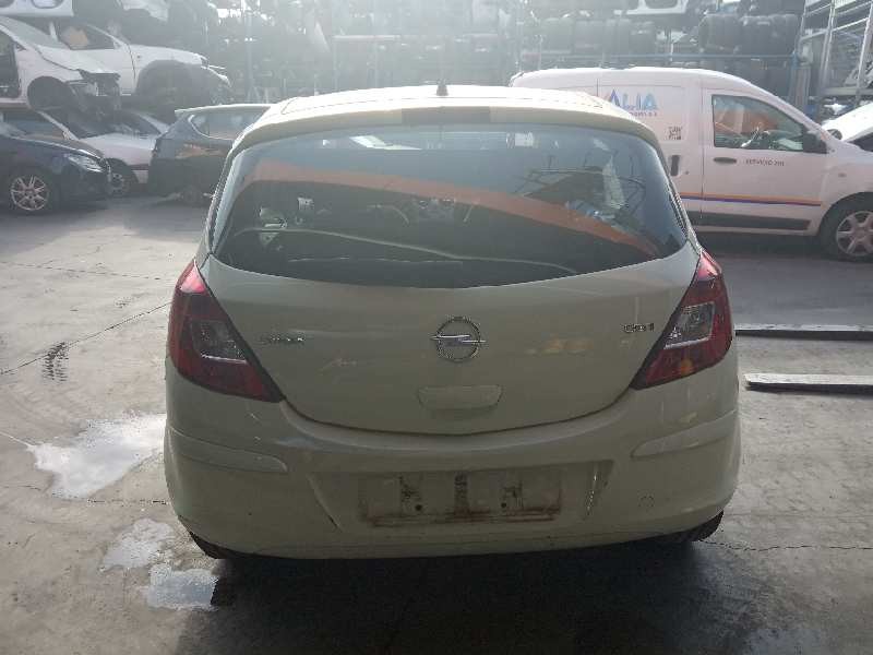 opel corsa d del año 2012