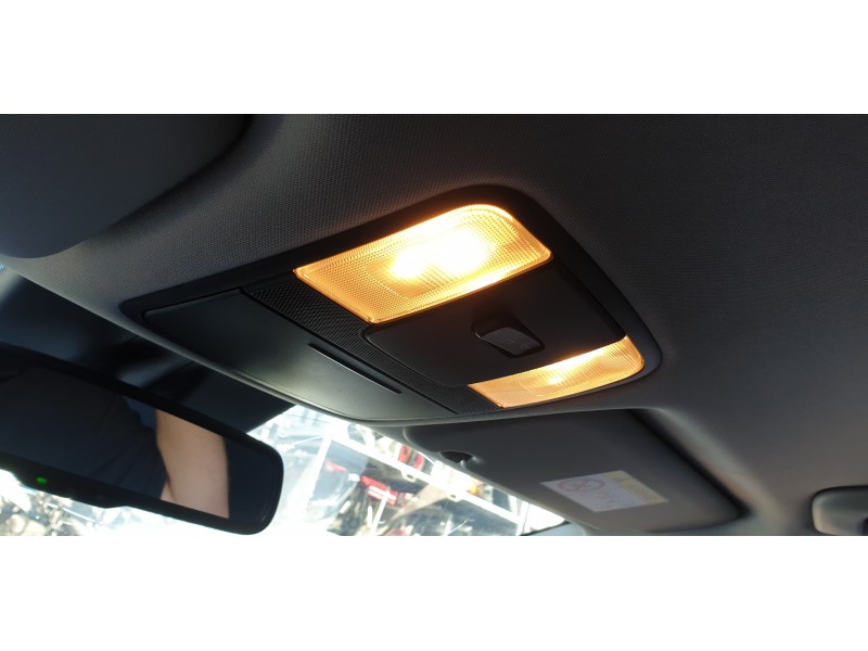 Recambio de luz interior para kia ceed 1.0 tgdi cat referencia OEM IAM 92800M6020WK  