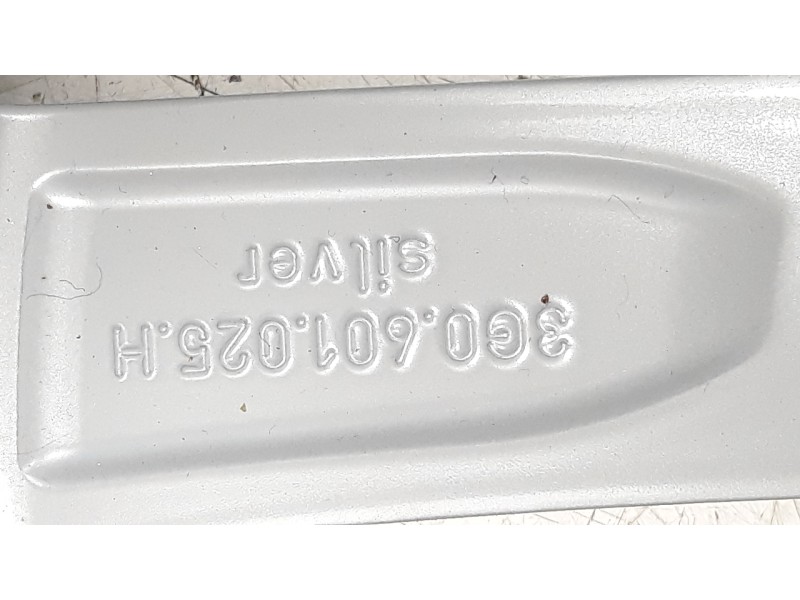 Recambio de llanta para volkswagen passat lim. (3g2) 1.8 tsi referencia OEM IAM 3G0601025H  