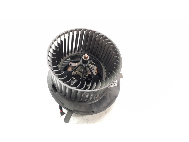 Recambio de ventilador calefaccion para volkswagen cc (358) 2.0 tdi referencia OEM IAM 3C1820015T  