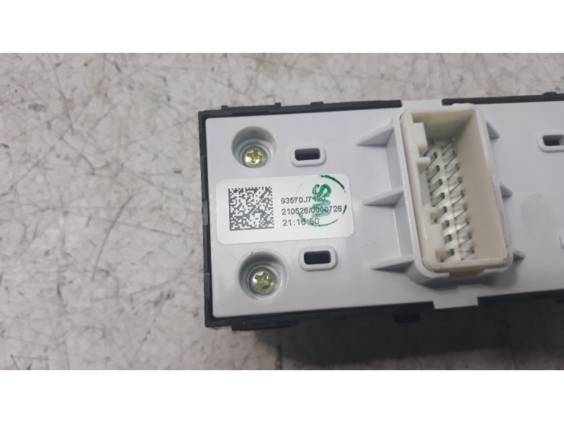 Recambio de mando elevalunas delantero izquierdo para kia ceed 1.0 tgdi cat referencia OEM IAM 93570J7120  